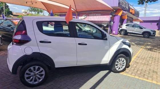 FIAT MOBI 1.0 EVO FLEX LIKE. MANUAL FIAT MOBI 1.0 EVO FLEX LIKE. MANUAL